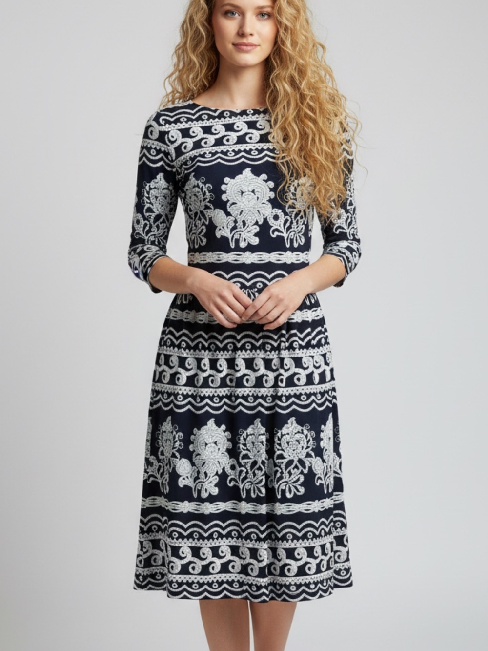 TRULLI- ANN TAYLOR Chic Navy and White Patterned Midi Dress